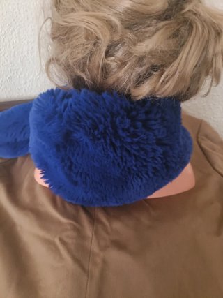 Bufanda pelo sintético azul