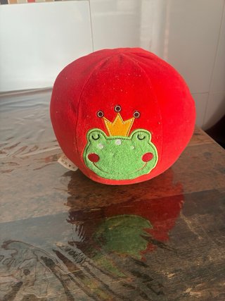Peluche infantil redondo rojo