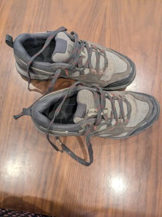Zapatillas montaña trekking Quechua