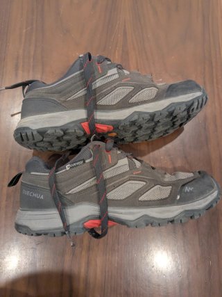 Zapatillas montaña trekking Quechua