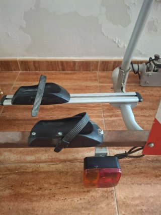 Portabicicletas trasero para coche
