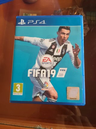FIFA 19 PS4 (PlayStation 4) EA Sports