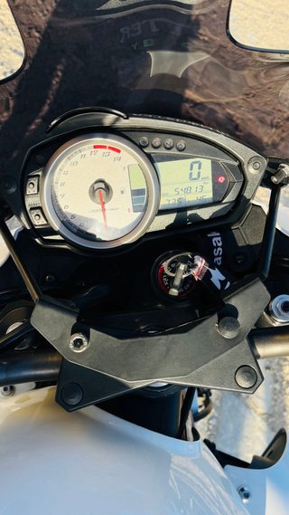 Kawasaki Z750 2012 Blanca