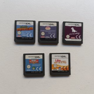 Nintendo DS Lite Nera + 5 Giochi + Caricatore
