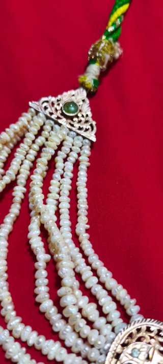 Collar de perlas blancas y plata Antiguo Johar
