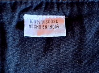 Falda negra autoajustable