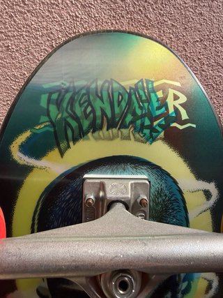 Skate santa cruz Completo Stranger Things Kendall