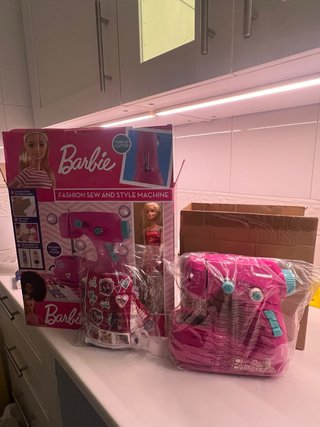 Máquina de coser Barbie Fashion Sew and Style