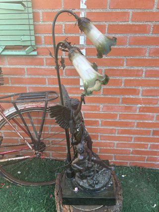 Lámpara Escultura Ángel y Hombre