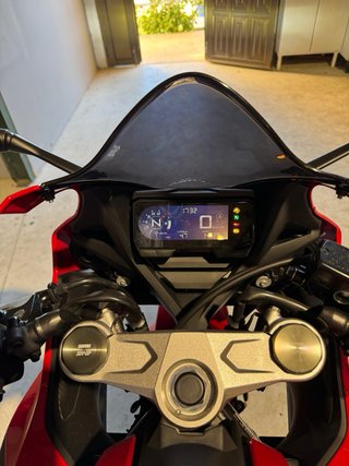 Honda CBR650R