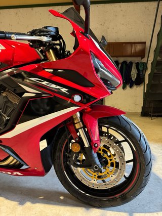 Honda CBR650R