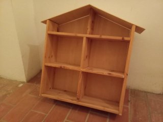 Casita de muñecas en madera de pino