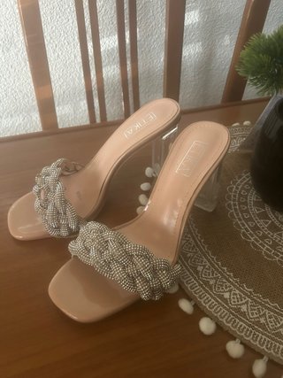 Sandalias ETIKA Beige con Brillantes,