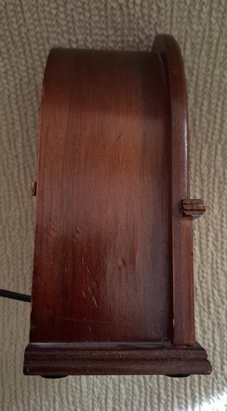 Radio Vintage Madera Tapiz Floral