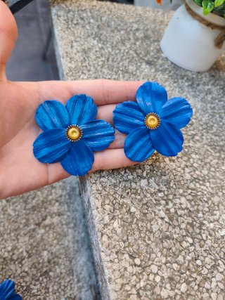 Pendientes Flor Azul Klein Arcilla Polimérica