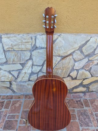 Guitarra Admira Menina Clásica