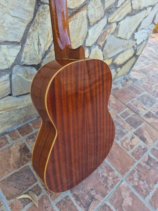 Guitarra Admira Menina Clásica