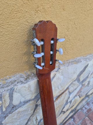 Guitarra Admira Menina Clásica