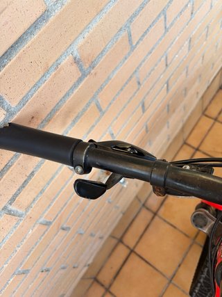Bicicleta de Montaña Roja