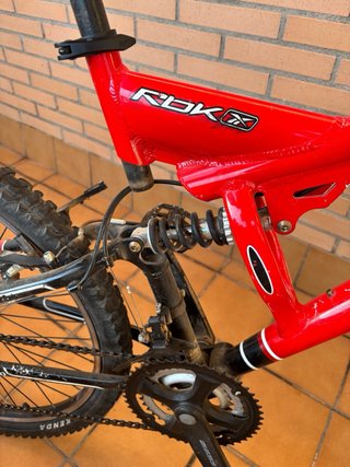 Bicicleta de Montaña Roja