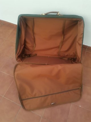 Maleta grande verde