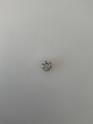 Abalorio Pandora con piedras rosas