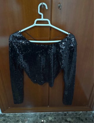 Top lentejuelas negro