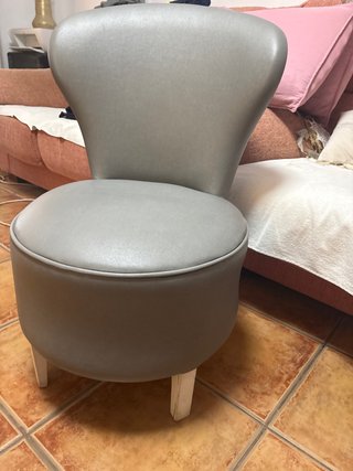 Poltrona trucco grigia e bianca