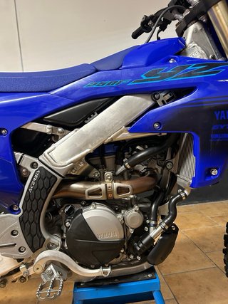 Yamaha YZF 250 2024 - 20 Horas