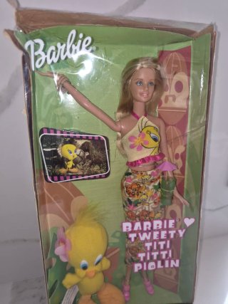 Muñeca Barbie Tweety Piolín