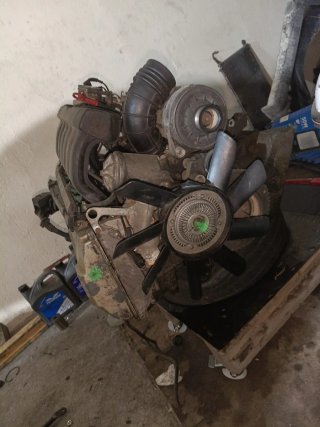 Motor BMW M50B20