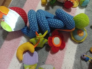 Sonajero para bebé con formas