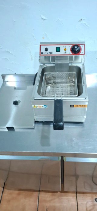 Freidora Industrial 8L 3KW