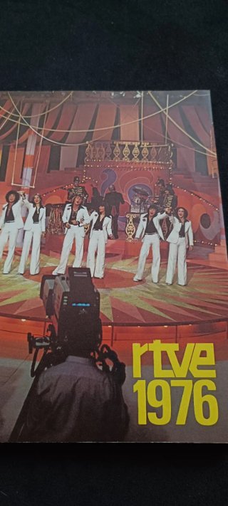 Libro Anuario RTVE 1976 - Joya Coleccionistas (Tel