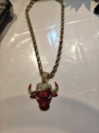 Cadena BANADA en oro de 14K y colgante de toro