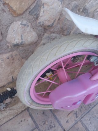 Bicicleta infantil niña Juguettos rosa