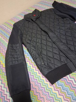 Chaqueta Zara Hombre Azul. Acolchada.