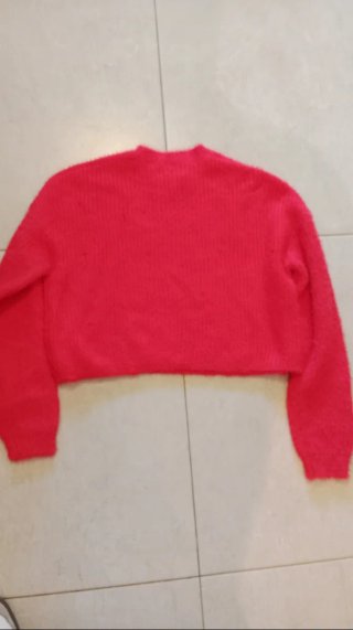 Jersey Bershka rojo talla S