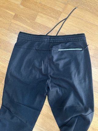 Pantalón chándal Pull&Bear negro
