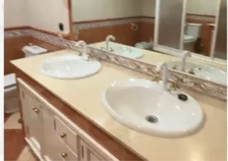 2 lavabos de porcelana iguales