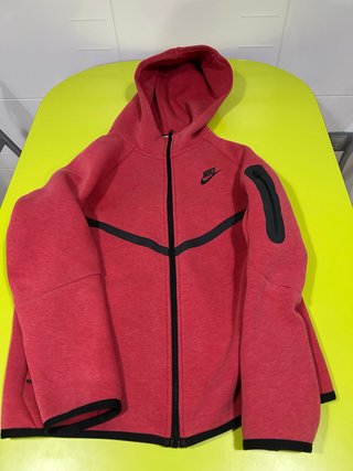 Chaqueta Nike Tech Fleece Roja