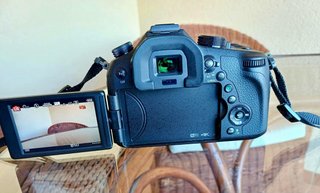 Panasonic Lumix FZ1000 20MP Cámara Negra