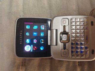 Alcatel OT808 Rosa
