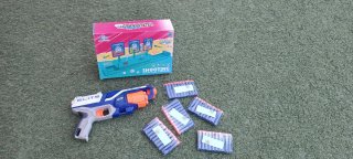 Pistola Nerf con Diana Electrónica y Dardos