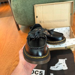Dr. Martens Sapatos Pretos