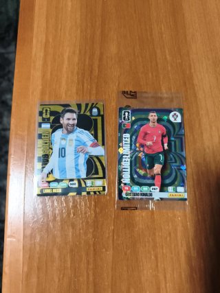 Cromos Panini Mundial Messi y Ronaldo y lamine