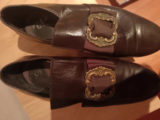 Zapatos de fallero marrones