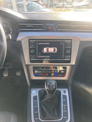 Volkswagen Passat 2021