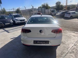 Volkswagen Passat 2021