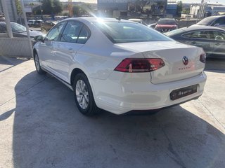 Volkswagen Passat 2021